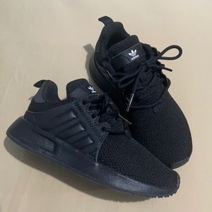 NWOT Black Adidas for Little Kids Sz.11 **NO BOX**